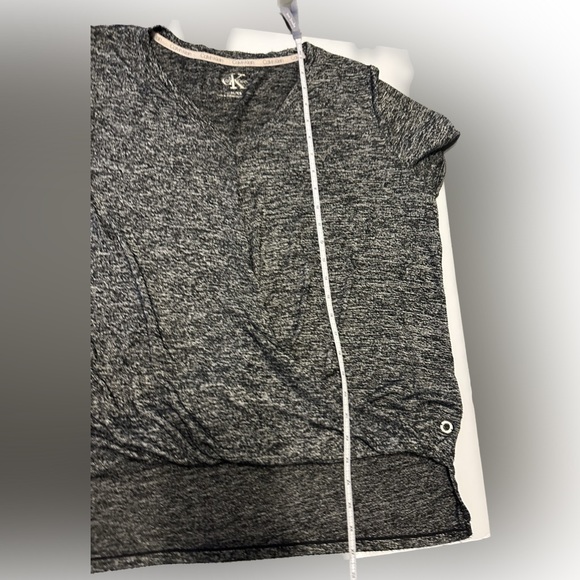 EUC Calvin Klein T-Shirt | XL - Picture 5 of 7